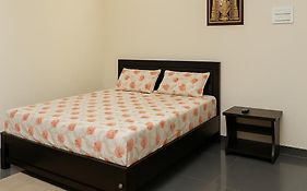 Suprabhatam Homestay - New Luxurious 2Bhk Ac Apartment With Kitchen And Car Parking In Tirupati Near Railway Station And Bus Stand